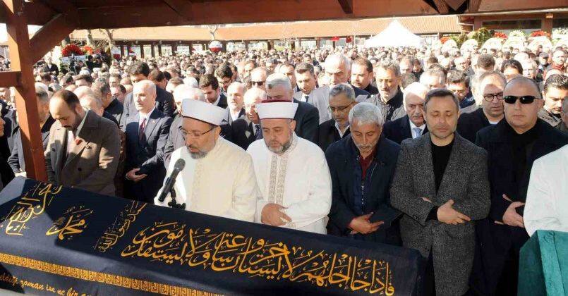 Ticaret Bakanı Ömer Bolat’ın babası son yolculuğuna uğurlandı