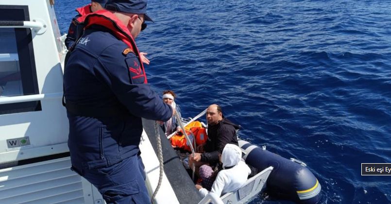 Yunanistan ölüme itti, 47 göçmeni Türkiye kurtardı