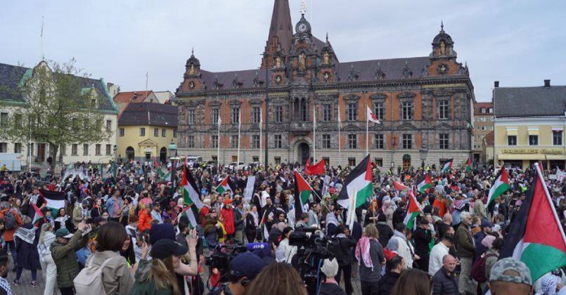 İsveç’te binlerce kişi İsrail’in Eurovision’da yarışmasını protesto etti