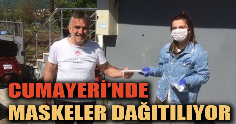 Cumayeri Belediyesi Maske Dağıtıyor