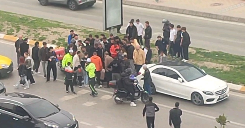 Edirne’de otomobile çarpan motosikletli ağır yaralandı