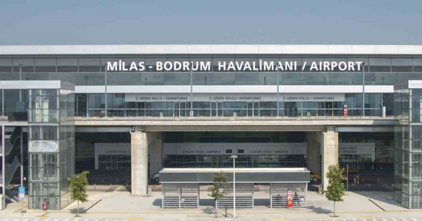 Milas-Bodrum Havalimanı, sezonun ilk dış hat uçuşlarını karşıladı