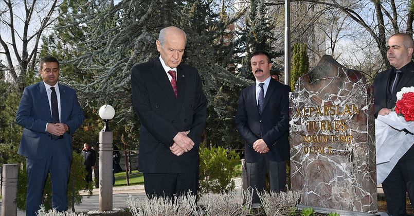 MHP Lideri Bahçeli, yarın Alparslan Türkeş’in mezarını ziyaret edecek