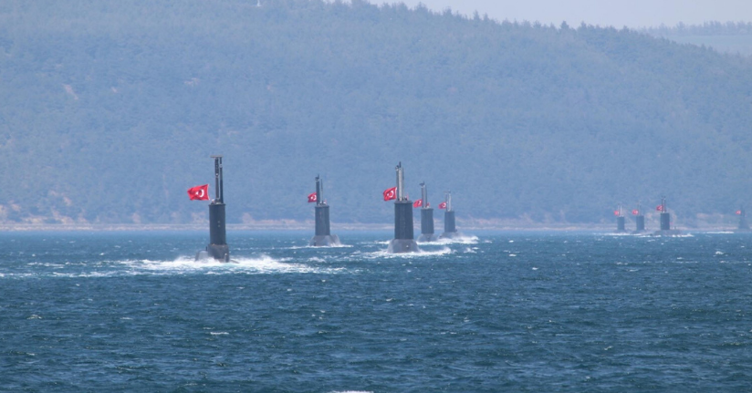 Dumlupınar ile Atılay Denizaltısı şehitleri anıldı