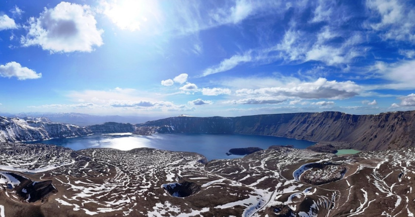 Ziyaret yasağının devam ettiği Nemrut Kalderası havadan görüntülendi