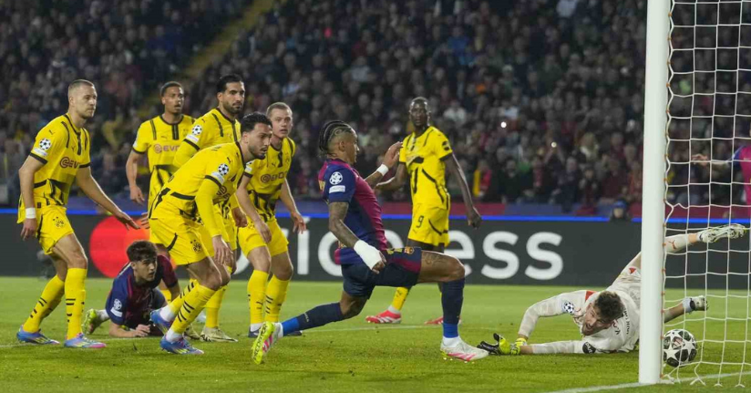 Barcelona yarı final kapısını araladı