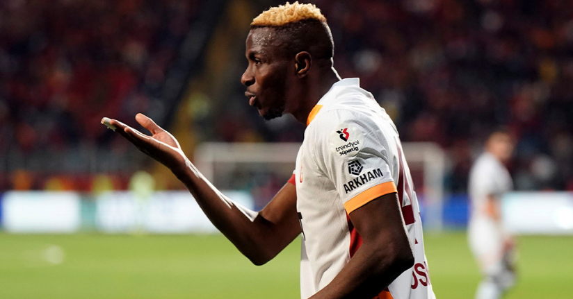 Victor Osimhen en golcü sezonunu tekrarladı