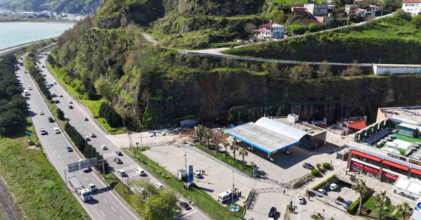 Samsun’da 3 kişinin öldüğü heyelan bölgesi havadan görüntülendi