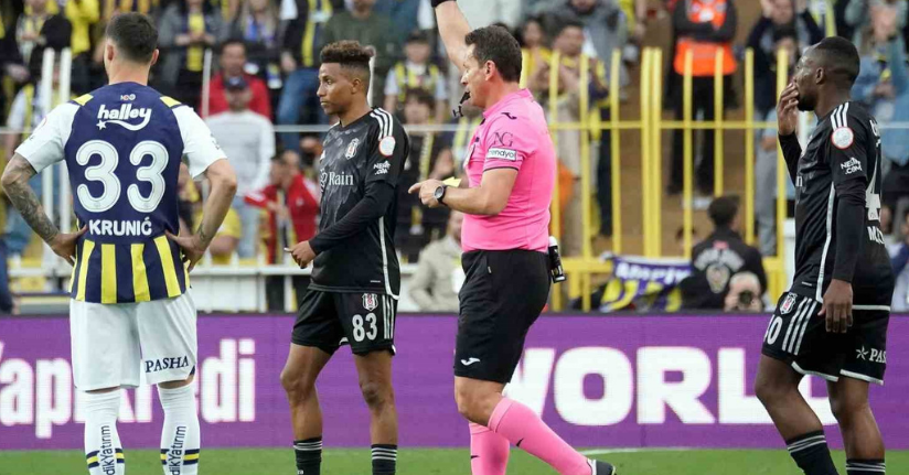 Beşiktaş, Fenerbahçe maçlarında çok kızarıyor