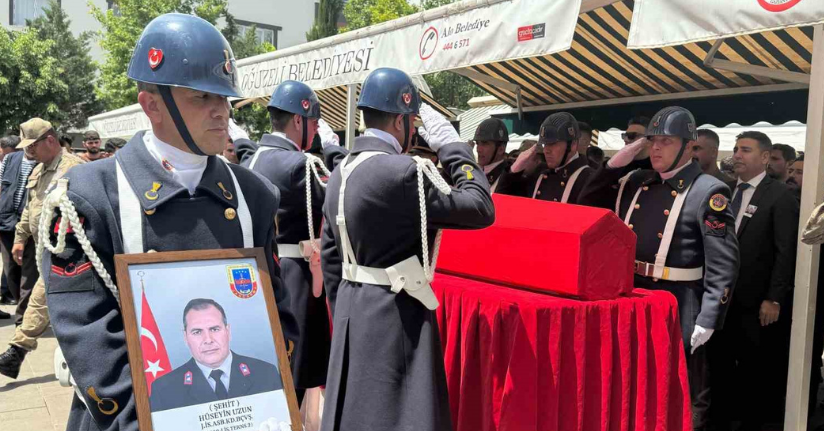 Şehit Hüseyin Uzun, Gaziantep’te son yolculuğuna uğurlandı