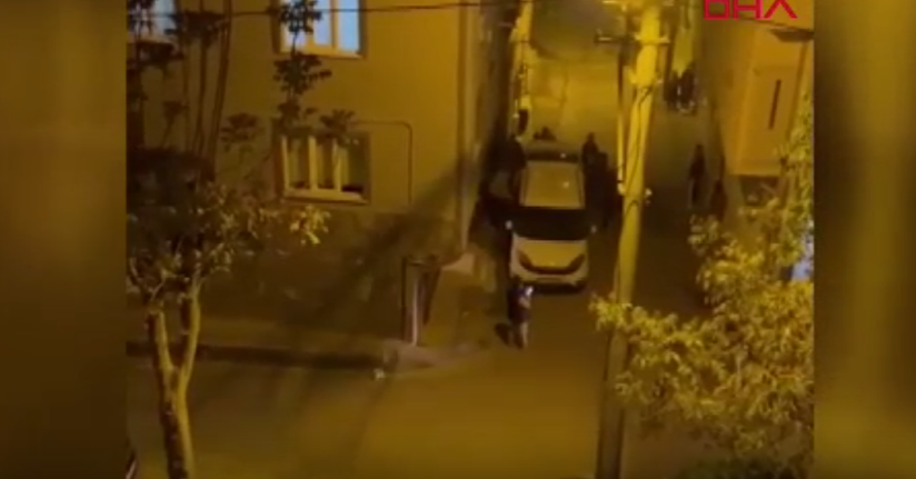 Kimlik sorgusu yapmak isteyen polislere saldıran 2 şüpheli gözaltına alındı