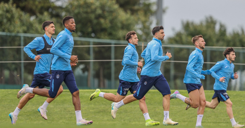 Trabzonspor, kupa mesaisine ara vermeden başladı