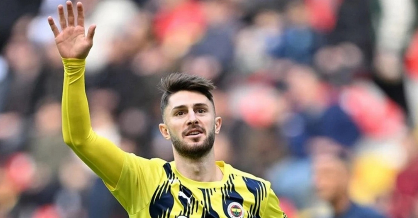 Fenerbahçe, İsmail Yüksek’in sözleşmesini 2028 yılına kadar uzattı.