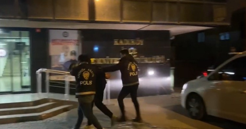 Kadıköy’de Galatasaray taraftarına silahlı saldırı: 1 yaralı