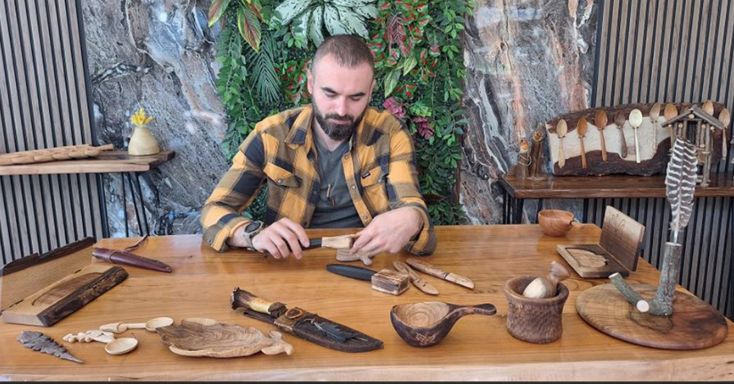Hobisi işe dönüştü, Trabzon’dan dünyaya el emeği ahşap ürünler gönderiyor