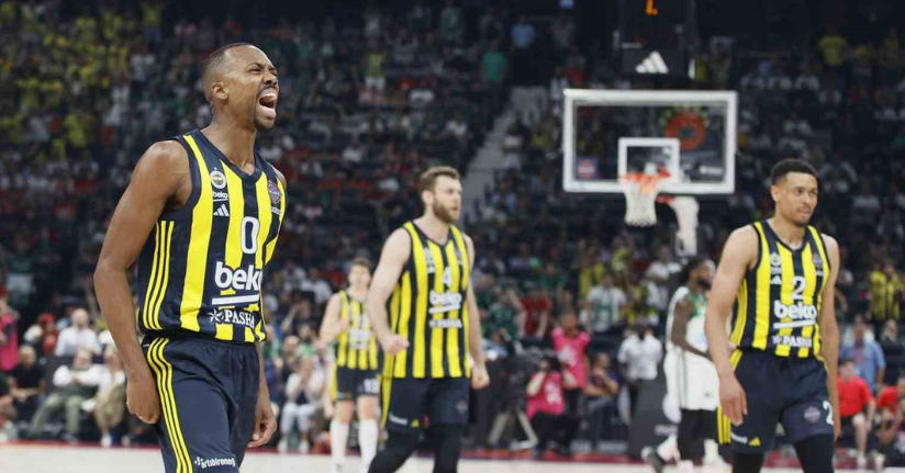 Fenerbahçe, THY Euroleague’de kupa için parkede