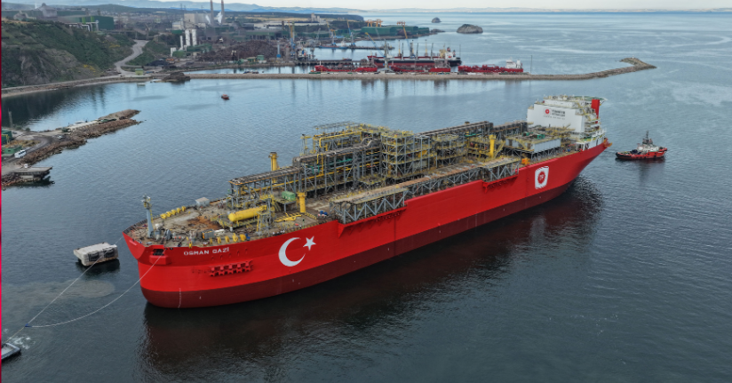  İstanbul Boğazı gemi trafiği çift yönlü askıya alındı 