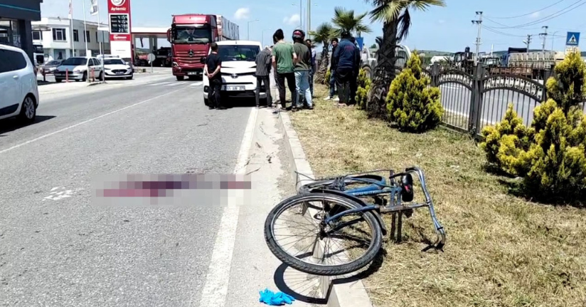Hafif ticari aracın çarptığı bisiklet sürücüsü hayatını kaybetti