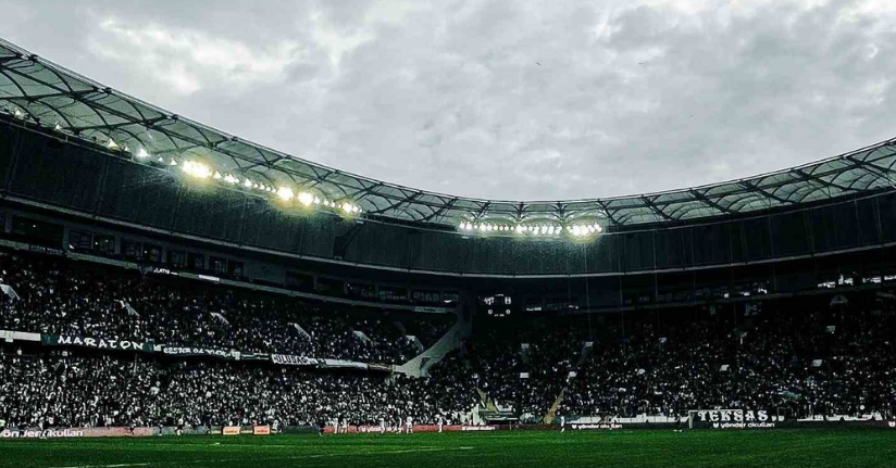Bursaspor’da kombine satışları 30 bini geçti