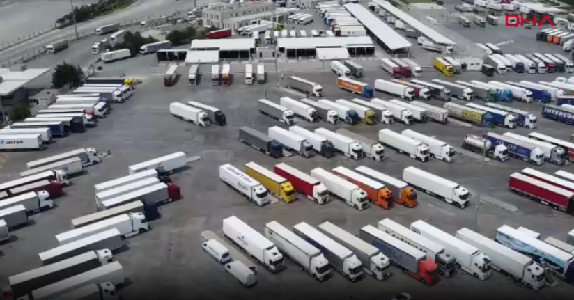 TIR şoförleri bayrama ailelerinden uzakta girdi