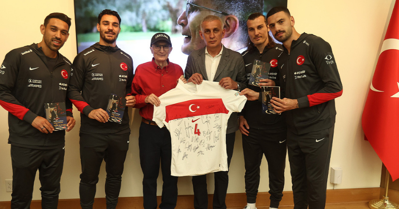 A Milli Takım’dan Aziz Sancar’a ziyaret