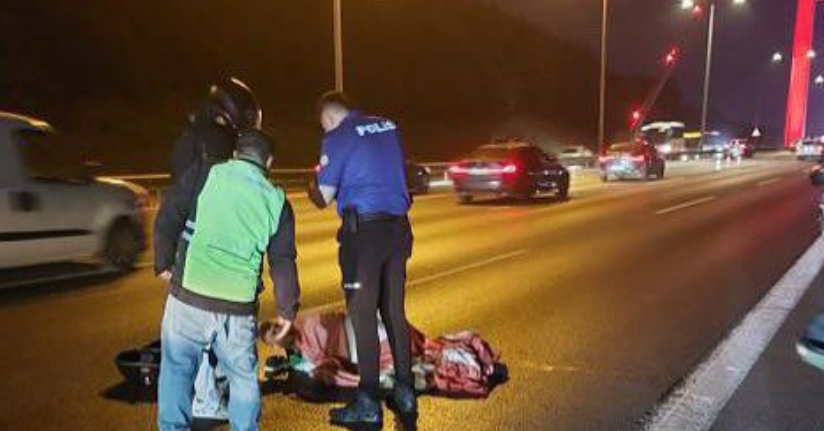FSM Köprüsü girişinde motosiklet kazası: 1 ölü 3 yaralı