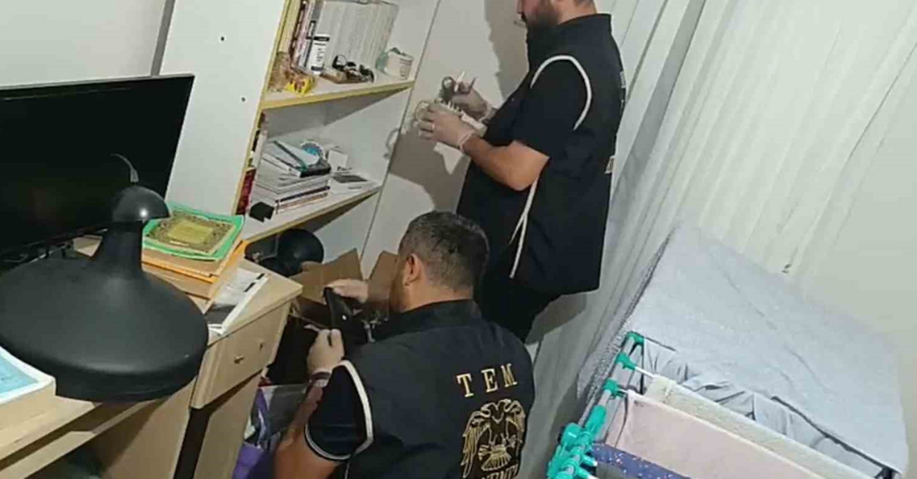 İzmir’de FETÖ/PDY’ye hücre evleri operasyonu: 40 gözaltı