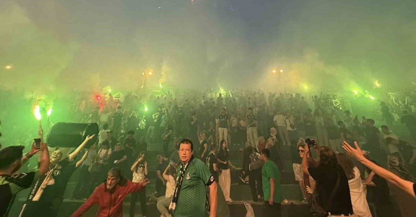 Sakaryaspor’un 60. yılı görsel şölene dönüştü