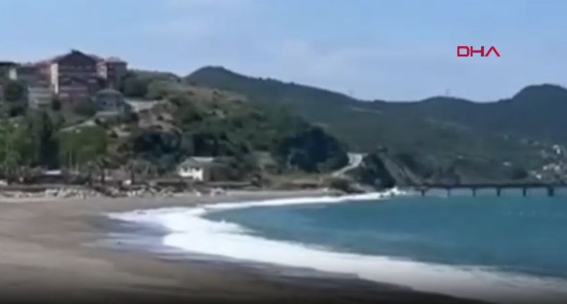 Zonguldak'ta rüzgar etkili oldu, Filyos'ta denize girmek yasaklandı