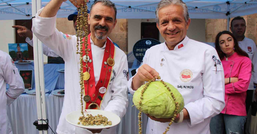 Anadolu’nun 600 yıllık ilk derbisi gastronomi festivaline taşındı: ’Lahanacılar’ ve ’Bamyacılar’ yarıştı