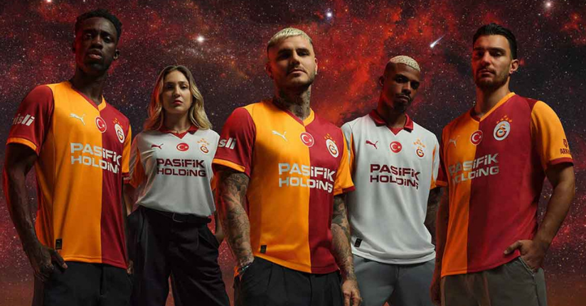 Galatasaray’ın yeni sezon formaları taraftarın beğenisine sunuldu