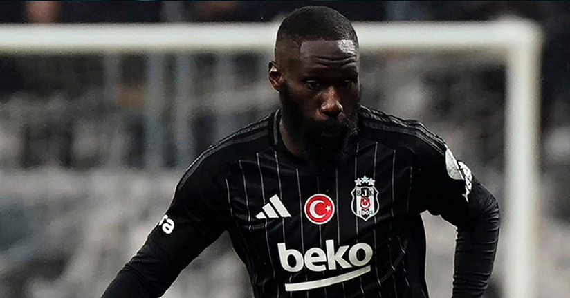 Beşiktaş’ta Mausaku ile yollar ayrıldı