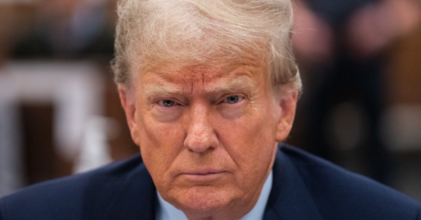 Trump, Suriye’ye yönelik yaptırımları kaldırdı