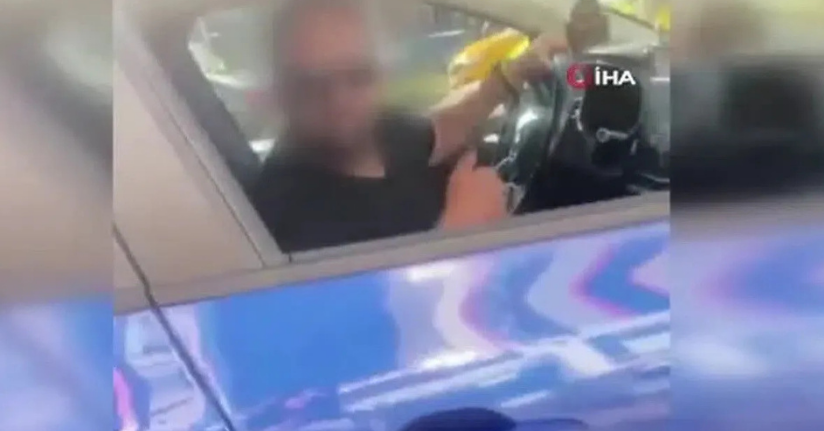 Esenyurt’ta yolda yürüyen genç kıza taciz kamerada