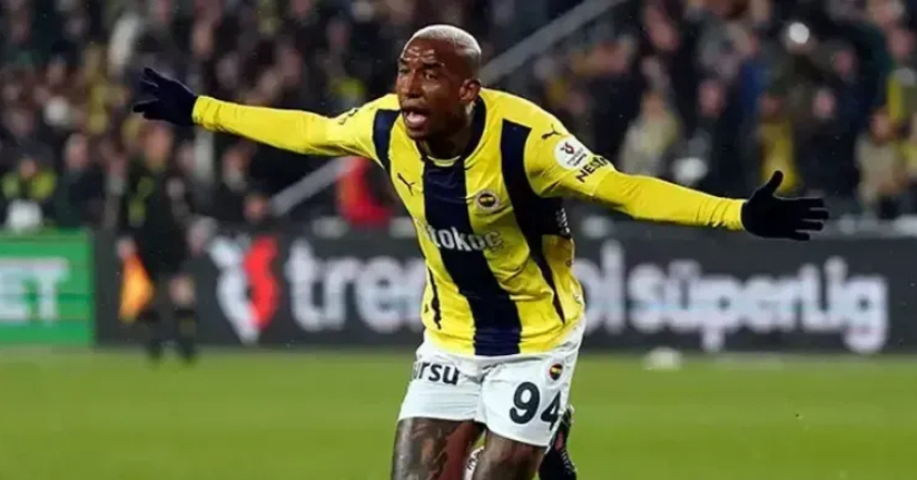 Talisca’dan Fenerbahçe’ye kötü haber