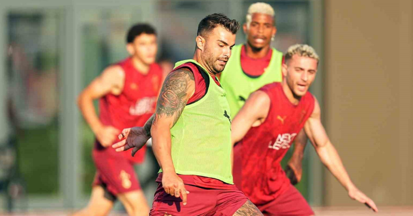 Galatasaray, çift antrenman yaptı