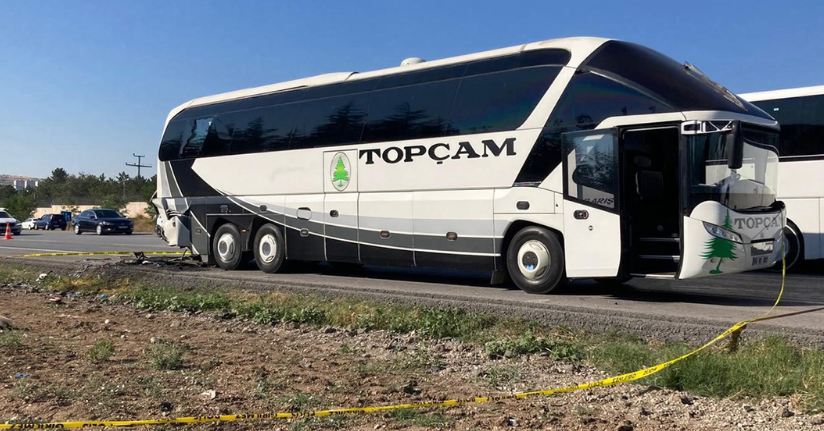 Ankara’da arızalanan otobüse kamyonet çarptı: 2 ölü, 1 ağır yaralı