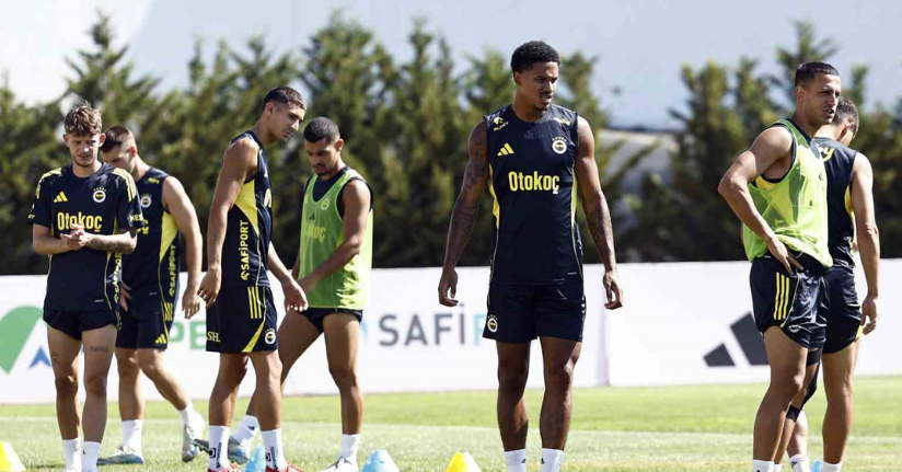 Fenerbahçe, yeni sezon hazırlıklarına devam ediyor
