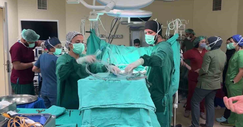 Motosiklet kazası sonrası beyin ölümü gerçekleşen genç kızın organları 3 kişiye umut oldu