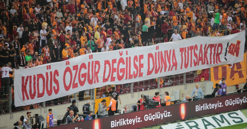 Dünyanın En Ateşli 10 Futbol Taraftar Grubu Açıklandı! Türkiye'den 2 Kulüp Listede