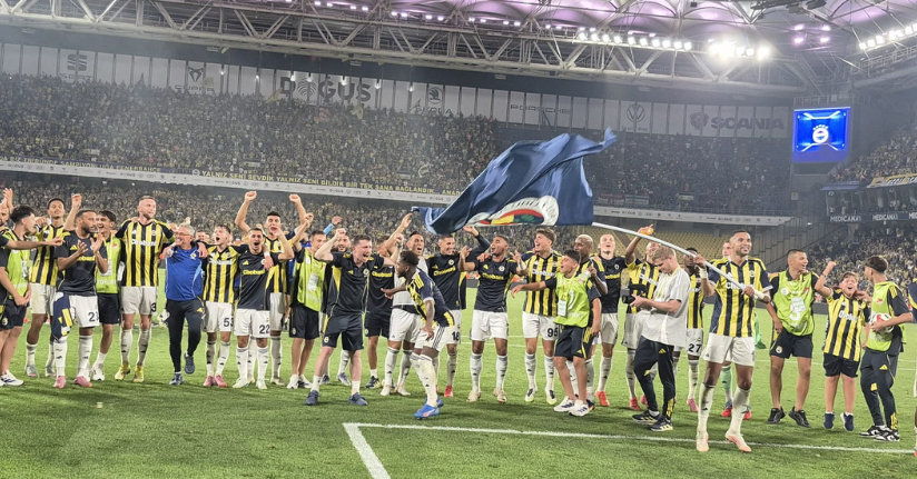 Fenerbahçe, Şampiyonlar Ligi'nde play-off turuna yükselirken ilkleri de yaşadı