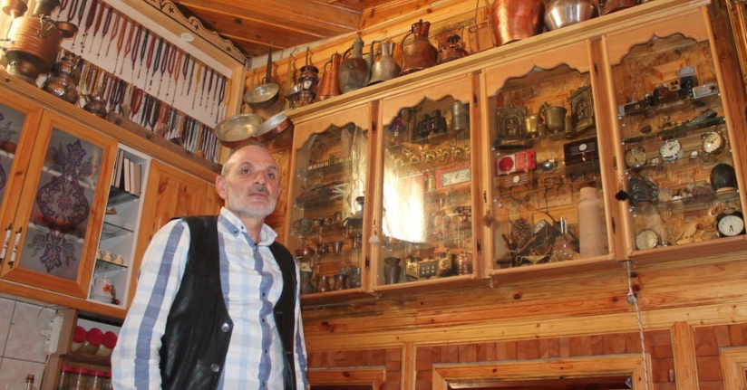 Baba ocağını restore edip kültür evine çevirdi bin parça antika eşyayı evinde sergiliyor