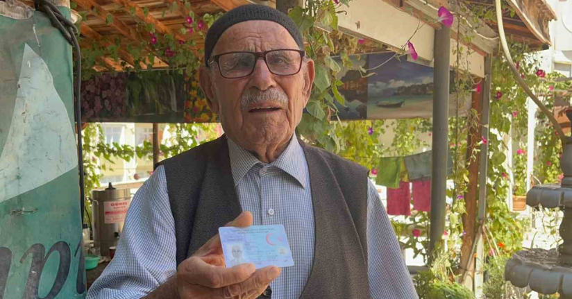 94 yıllık hayatının sırrını anlattı; doğal beslenmek ve hayattan keyif almak