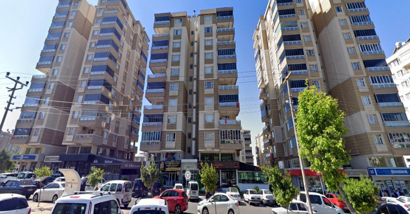 Depremde 115 kişinin öldüğü Penta Park Sitesi’ne ilişkin 20 kişiye daha dava açıldı