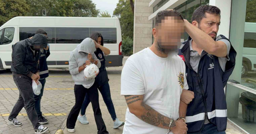 200’den fazla kişiyi 2 milyon TL dolandıran zanlılar adliyeye sevk edildi