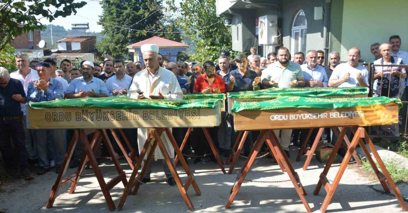 Ordu’da patpat kazasında ölen aynı aileden 4 kişi toprağa verildi