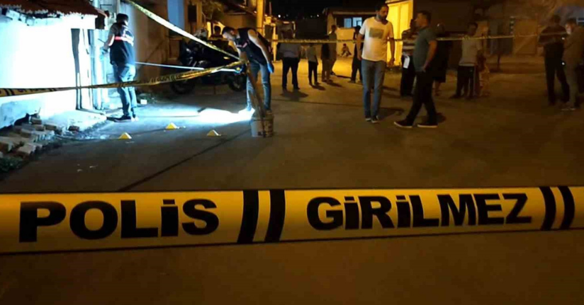 75 yaşındaki adam eşine sinirlenip herkesin gözü önünde intihar etti