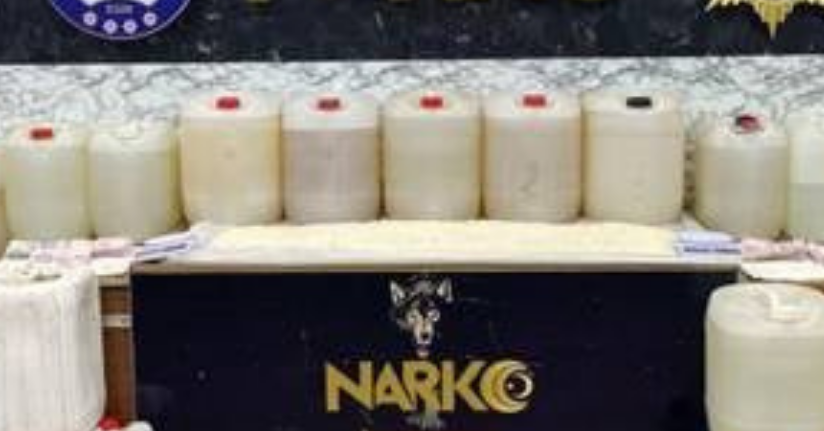 Sarp ve Gürbulak gümrük kapılarında 757 kilo likit metamfetamin geçirildi