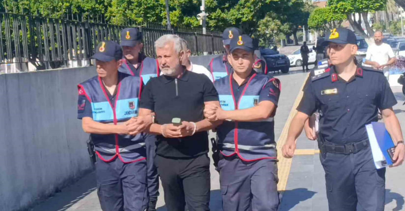 Gözaltına alınan eski Manavgat Belediye Başkanı Şükrü Sözen adliyeye sevk edildi