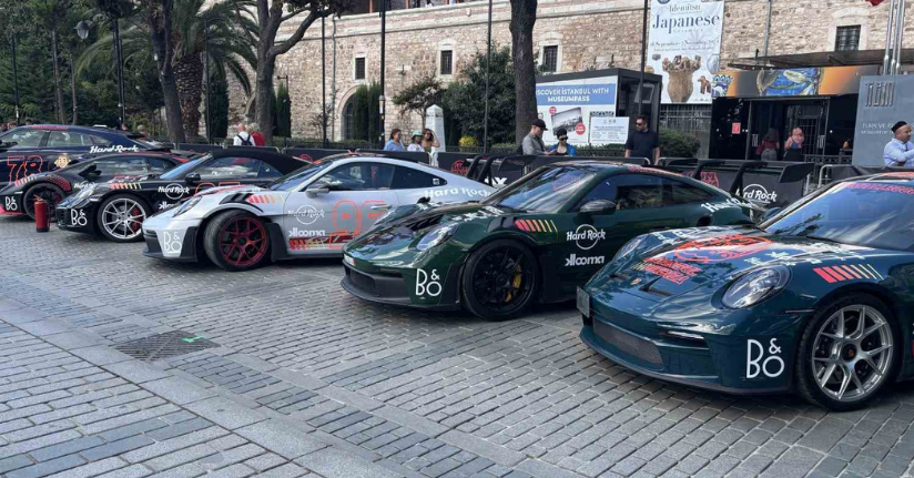 Sultanahmet Meydanı’nda ’Gumball 3000 Rallisi’ sergisi